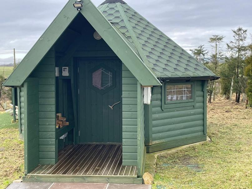 Holly Tree Glamping Cabins ويغيلز وُرث المظهر الخارجي الصورة